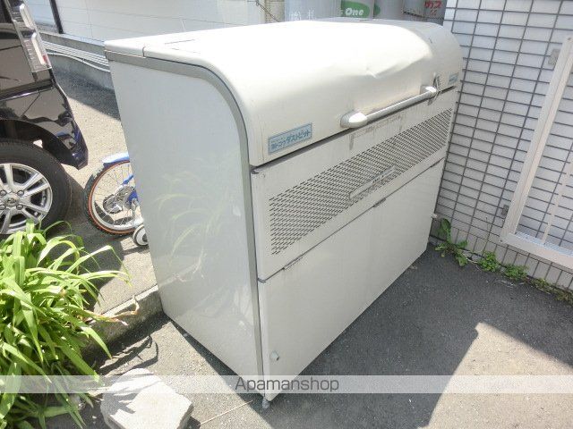 タクニヴァスのその他写真