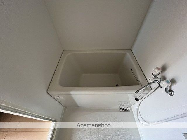 奥野ビルの内装写真