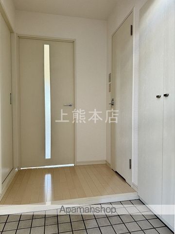スプランドゥール新屋敷の内装写真