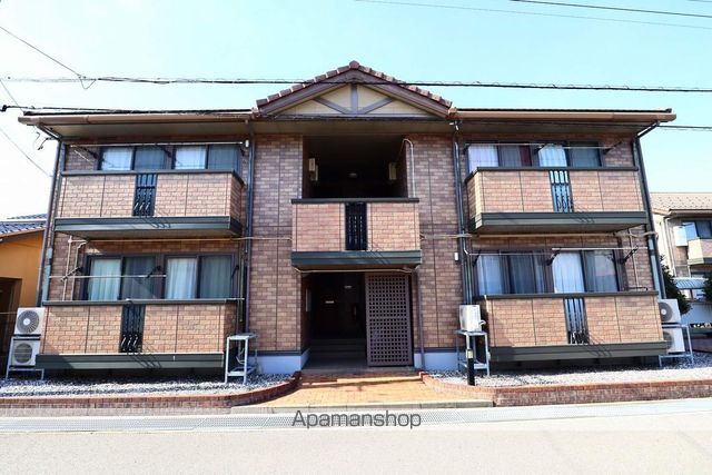 リビングタウン金沢参番館 Aの外観写真