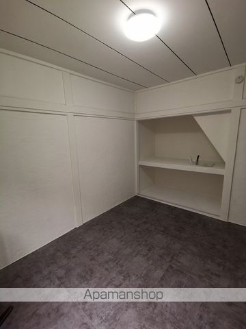 中垣内1丁目貸家の内装写真