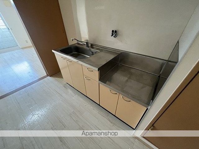 クレッシェンドKJの内装写真
