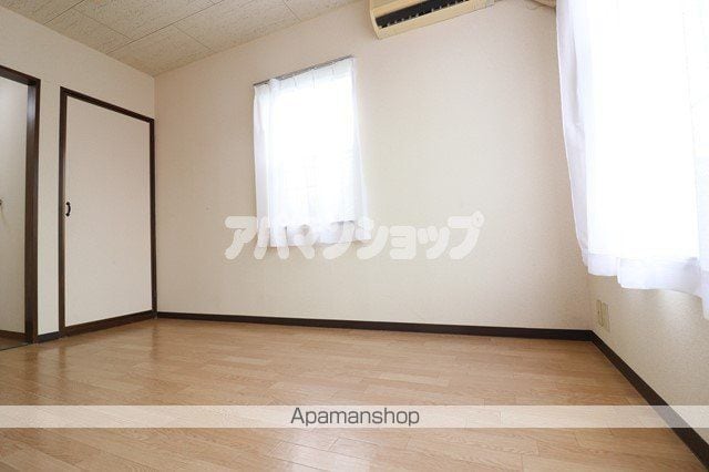 プリムローズハットの内装写真