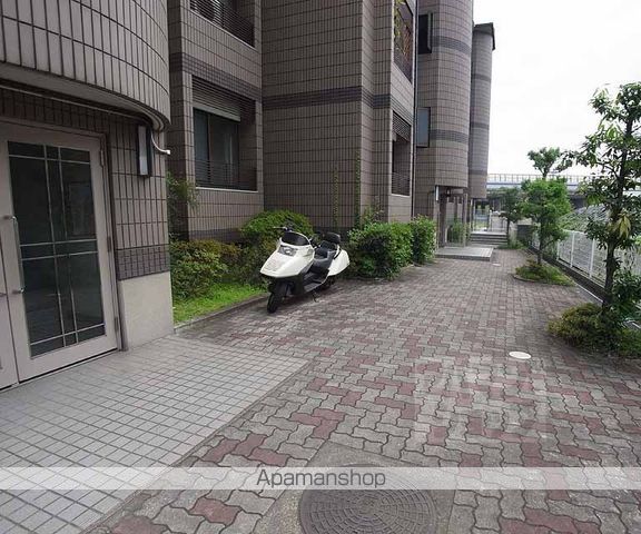 メゾンドュトゥジュールの玄関写真