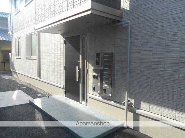 リベルテ立花の玄関写真