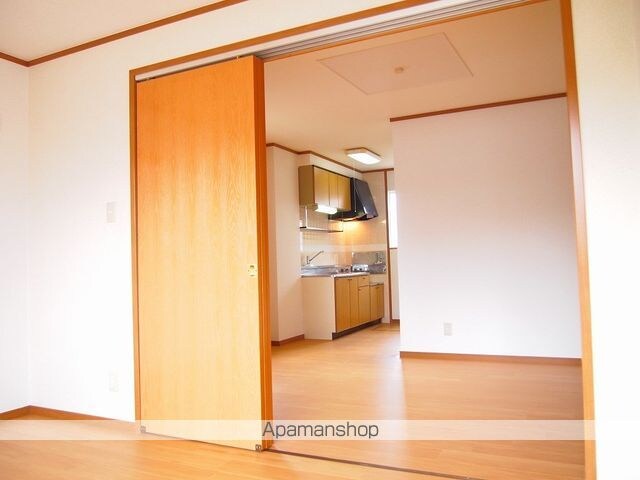ポワールコリーヌ[2LDK/53.51m2]のリビング・居間