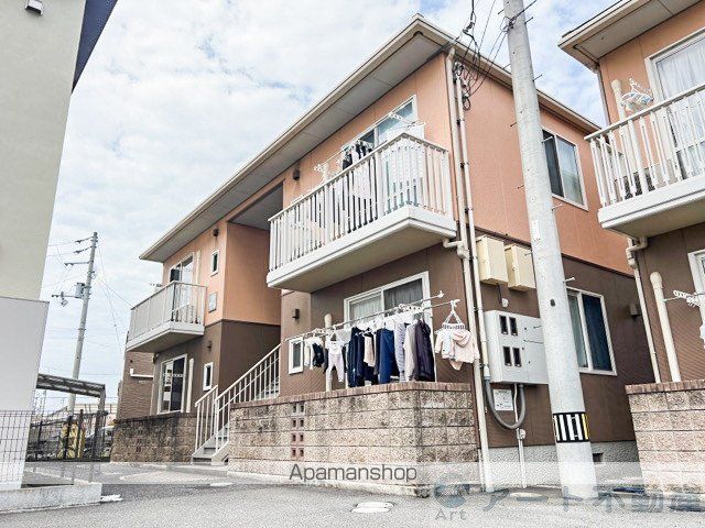 シャーメゾンmf B棟の外観写真