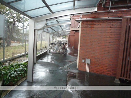 南郷ハイツ[店舗/200.61m2]の共用部3