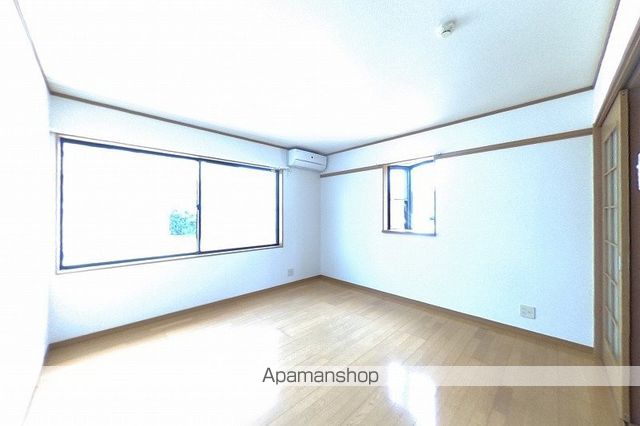 リンクスとやのの内装写真