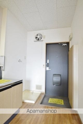 フラット4の内装写真