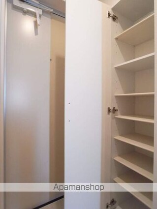 リブリ・ガーディーニア[1K/23.6m2]の収納