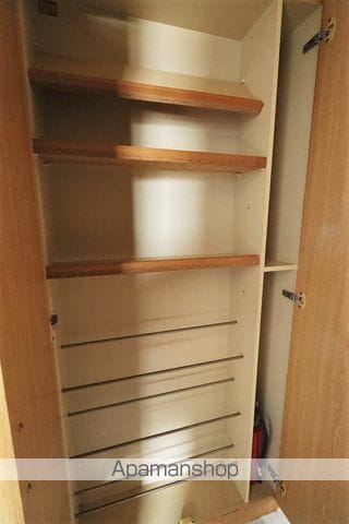 イーストアベニュー高校前の内装写真