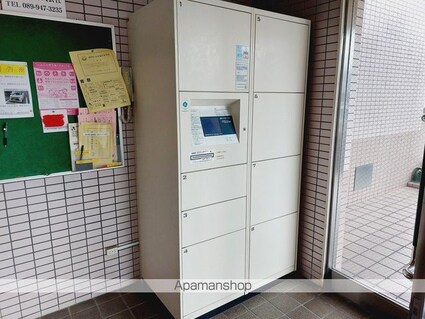 サンアイハイツ[3LDK/67.6m2]のエントランス