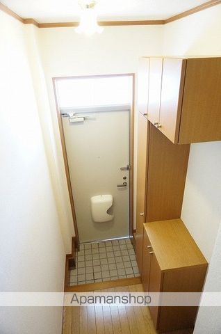 エテルネル生水 IIの内装写真