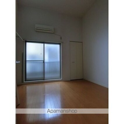 Ｇｒｅｅｎ　Ｃｏｕｒｔ[1K/20m2]のリビング・居間