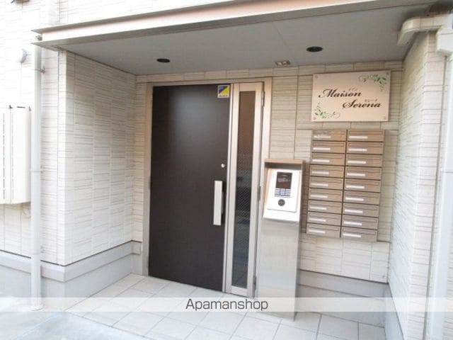 MAISON SERENAの玄関写真