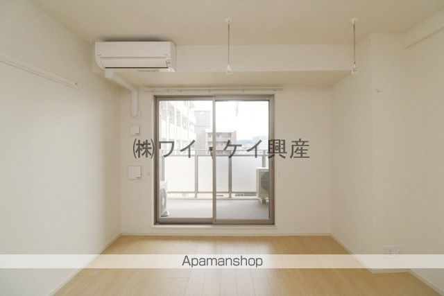 ケイマイティ IIの内装写真