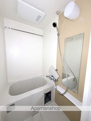 IWR大阪CREST TAPPの内装写真
