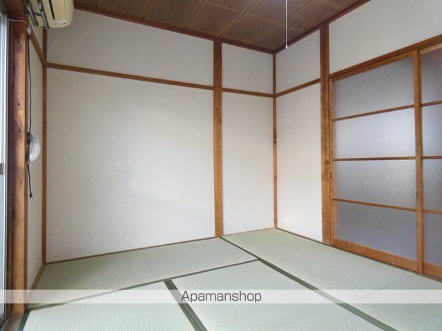 浜松市中央区 1階建 築45年の内装写真