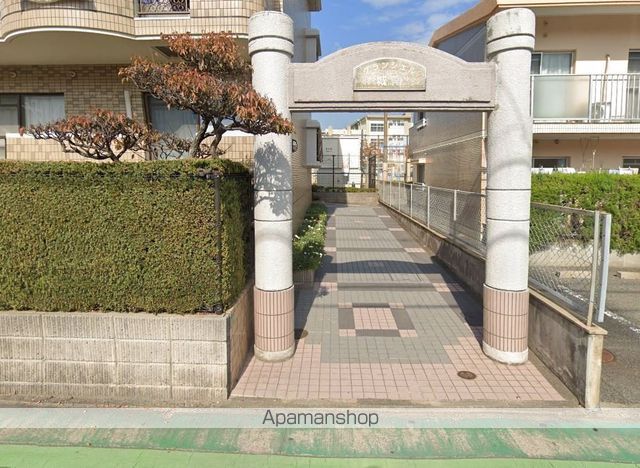 グランシェル城南の玄関写真