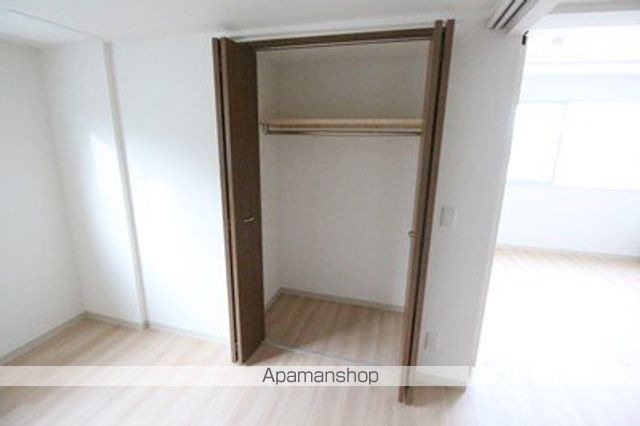 EFFICIENT栄通の内装写真