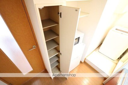 レオパレスＲａｃｏｏｎＤ６愛荘[1K/20.28m2]の収納