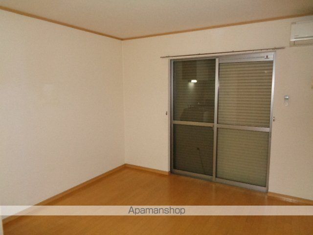 プラッサムコートTI A棟の内装写真
