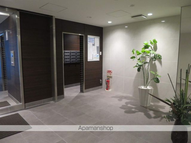 ランドセントラル梅田の玄関写真