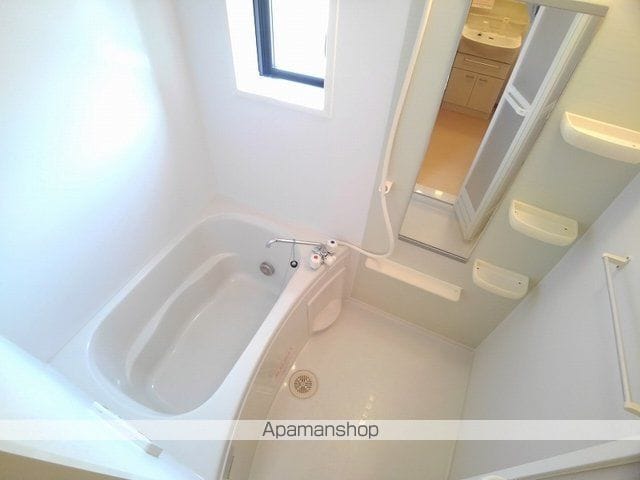 セイバリープレイス A棟の内装写真