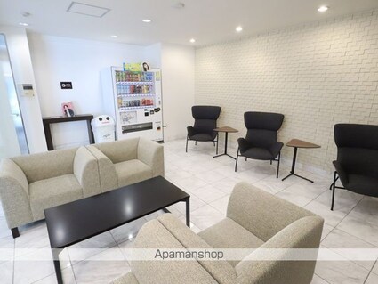 カスタリア伏見[1R/38.92m2]の共用部3