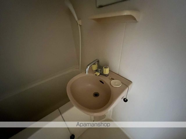 レオパレスシャンテ四之宮の内装写真