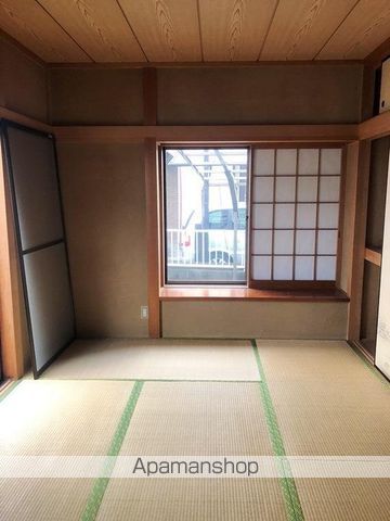 横浜市ブルーライン 立場駅 徒歩15分 2階建 築31年の内装写真