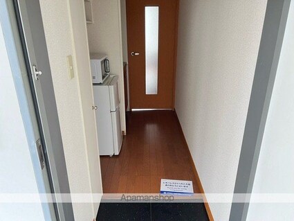 レオパレスＹＯＳＨＩＫＩ[1K/23.18m2]の玄関