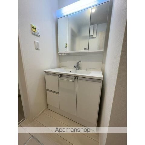 detached 東京都新宿区高田馬場３丁目

地図を見る