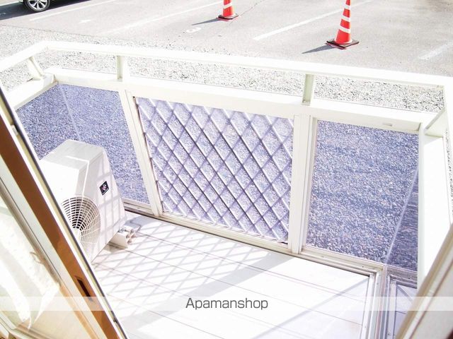 ヴェルートラルヂュIIIの内装写真