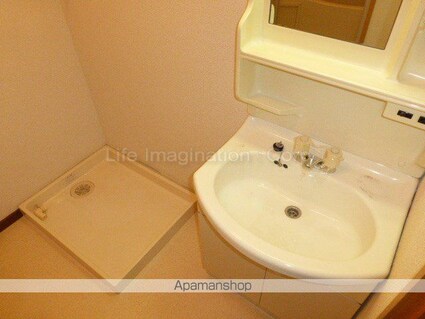 滋賀県湖南市石部西１丁目[3DK/57.78m2]の洗面所
