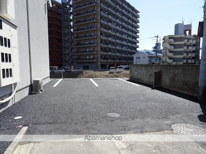 エクシア平成[1K/25.97m2]の駐車場