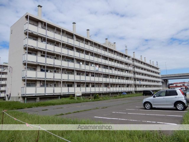 ビレッジハウス富丘7号棟の外観写真