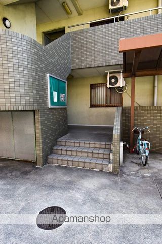 サンクス第三ハイツの玄関写真