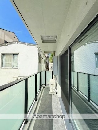 東京都新宿区四谷三栄町[1LDK/37.4m2]のリビング・居間10