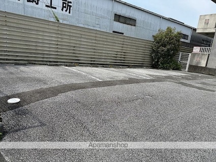 ビラ・プリンチペⅡ[2LDK/54.6m2]の駐車場1