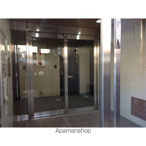 グランメール一社の玄関写真