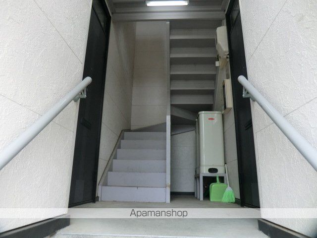ヒルテラス東麻生の玄関写真