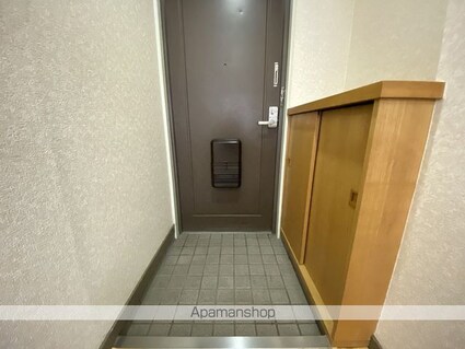 福井県福井市南四ツ居１丁目[1LDK/49.58m2]の玄関