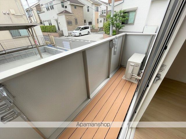 RASSURERの内装写真