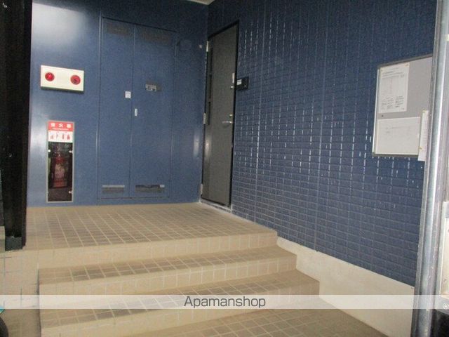 ハイネスサカシタ Bの玄関写真