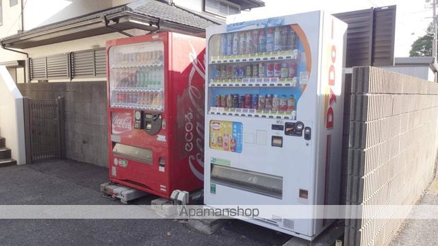 ウェルス長府の玄関写真