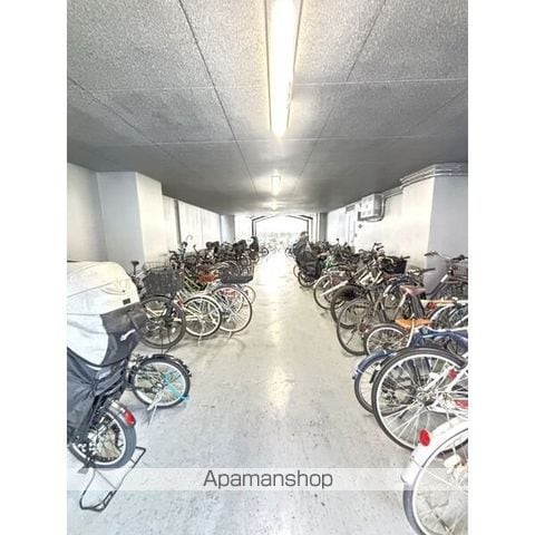 パードレ関目の内装写真
