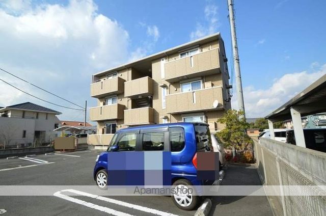 クレール B棟の外観写真