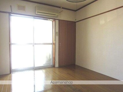ハイツ山崎[1K/17m2]のリビング・居間